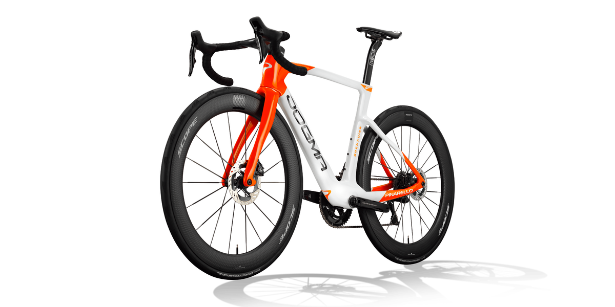 Pinarello Dogma F Team INEOS 2026