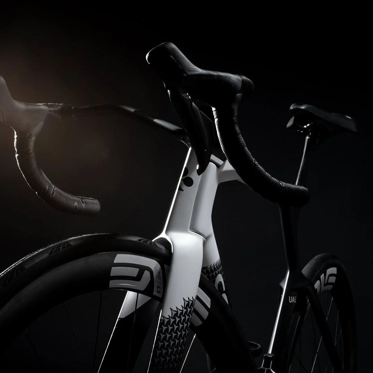 Colnago Y1Rs SRAM RED AXS ENVE SES 4.5